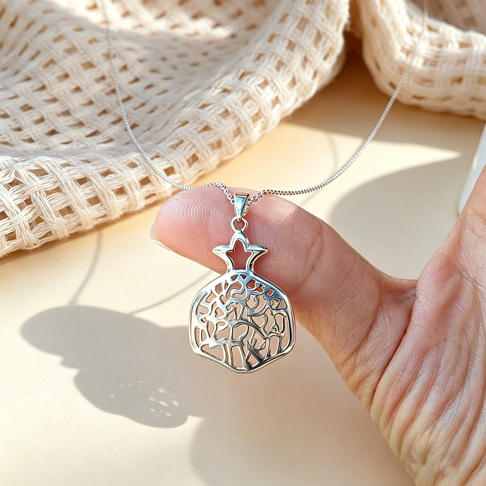 Collier grenade Shema Israël argenté