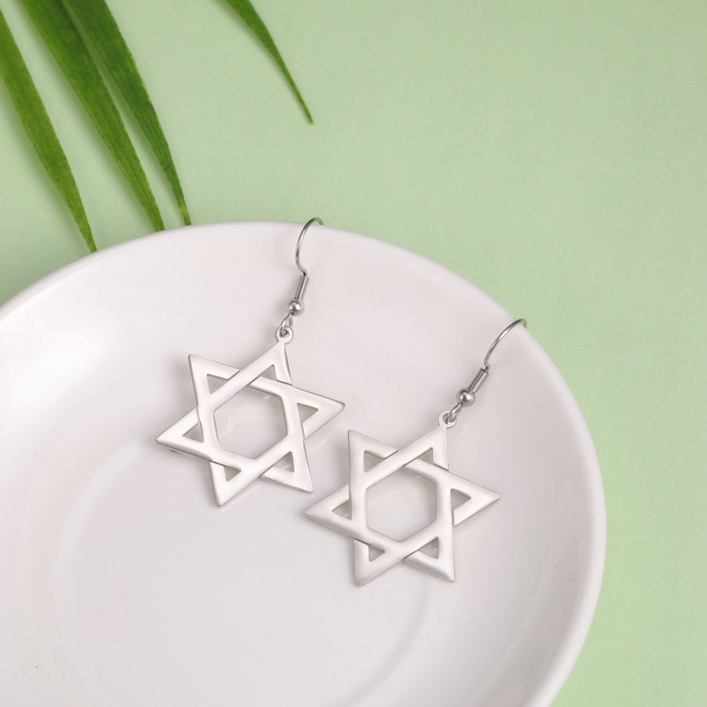 Boucles d’oreilles Magen David creuses argentées