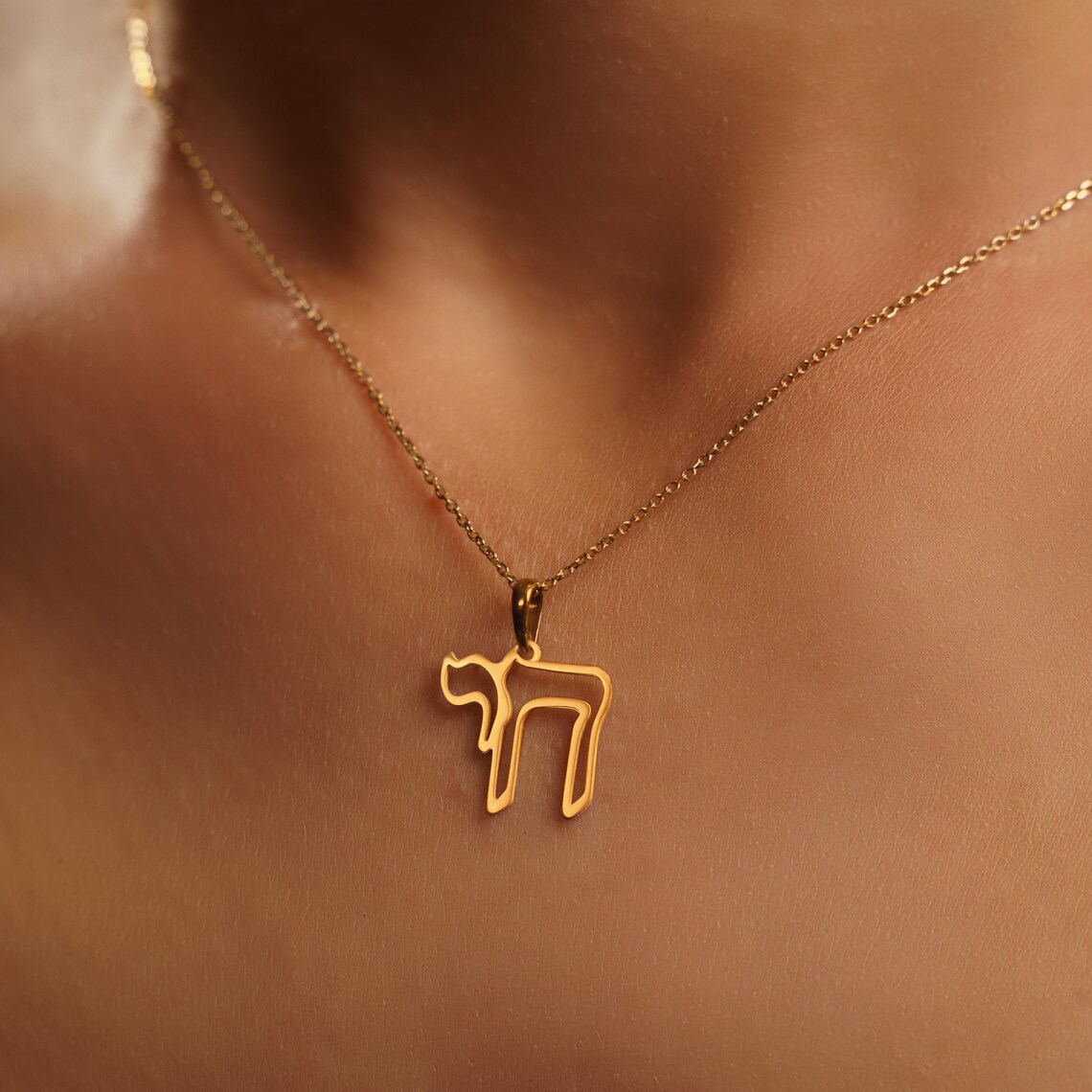Collier Chaï doré en acier inoxydable avec pendentif hébraïque