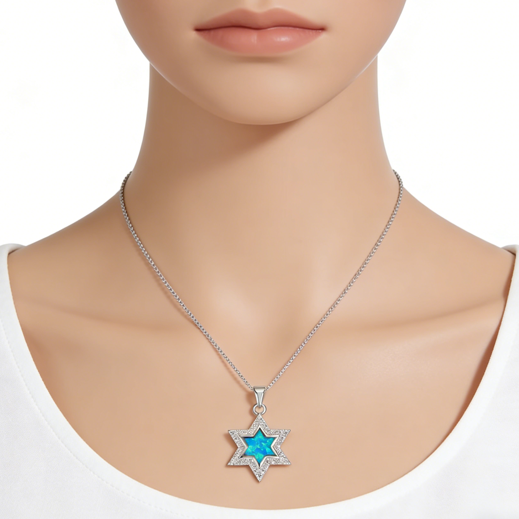 Collier Magen David opale bleue argent?